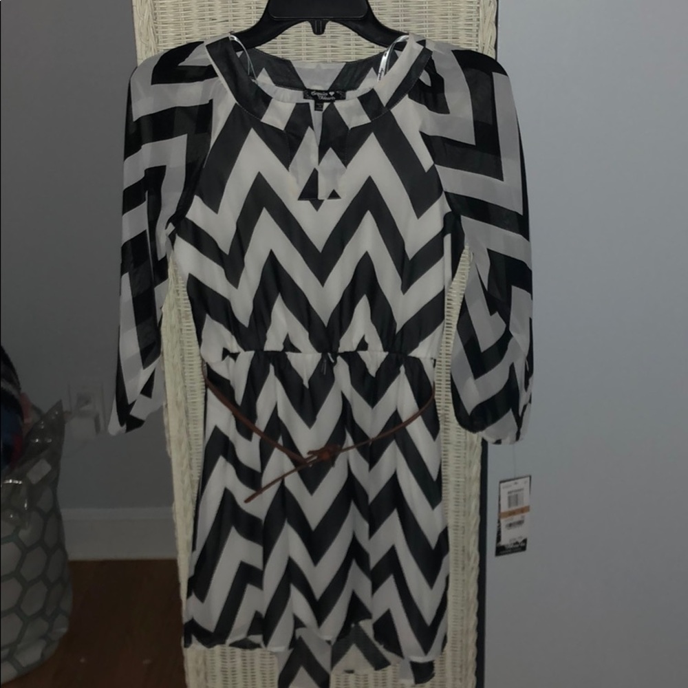 Black and White Flowy Summer Dress